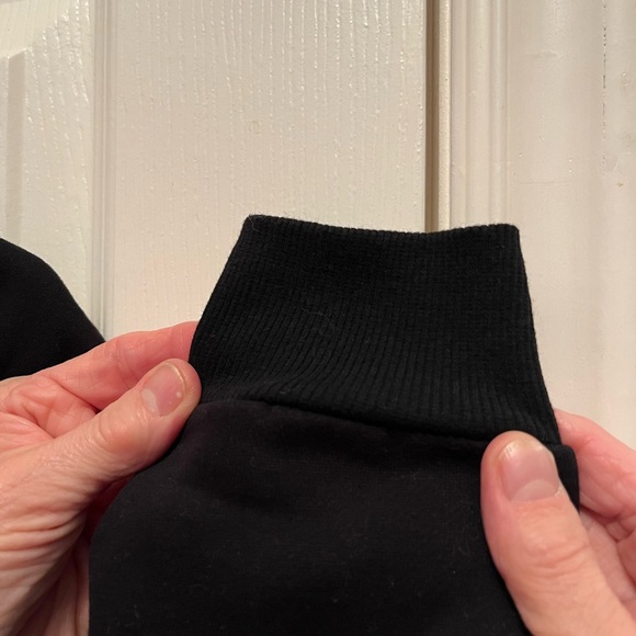 Wicked the Musical Black and Green Women's Zip up Hoodie 🖤💚 - Picture 16 of 16